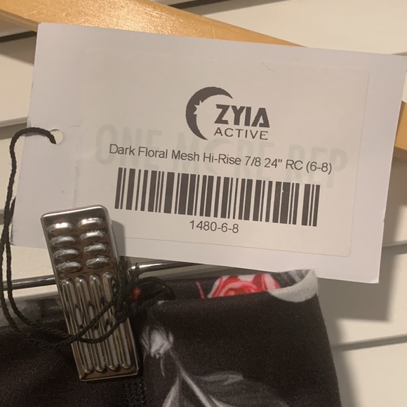 Zyia Active dark floral mesh hi-rise 7/8 leggings - Picture 3 of 7